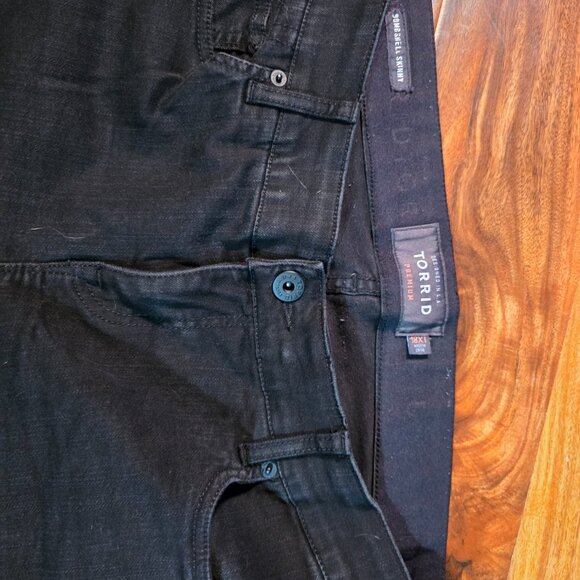 Torrid Black Jeans18 XTall - Picture 2 of 3